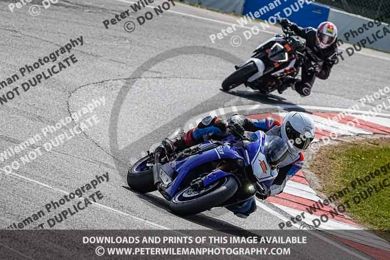 donington no limits trackday;donington park photographs;donington trackday photographs;no limits trackdays;peter wileman photography;trackday digital images;trackday photos